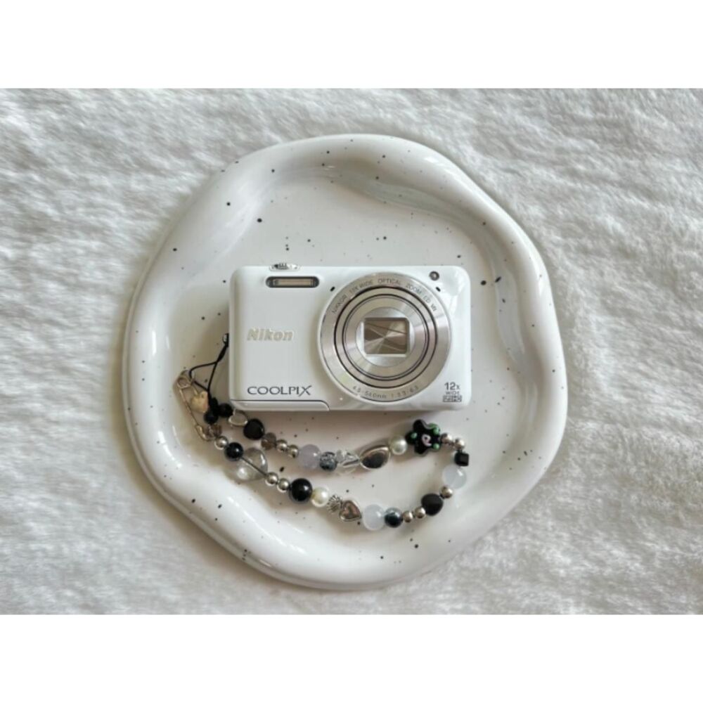 Nikon White and Silver Cameras-and-accessories